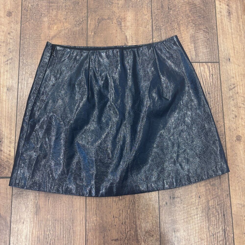 Abercrombie & Fitch Navy Vegan Leather Mini Skirt High Waisted Size M Side Zip - Picture 3 of 9